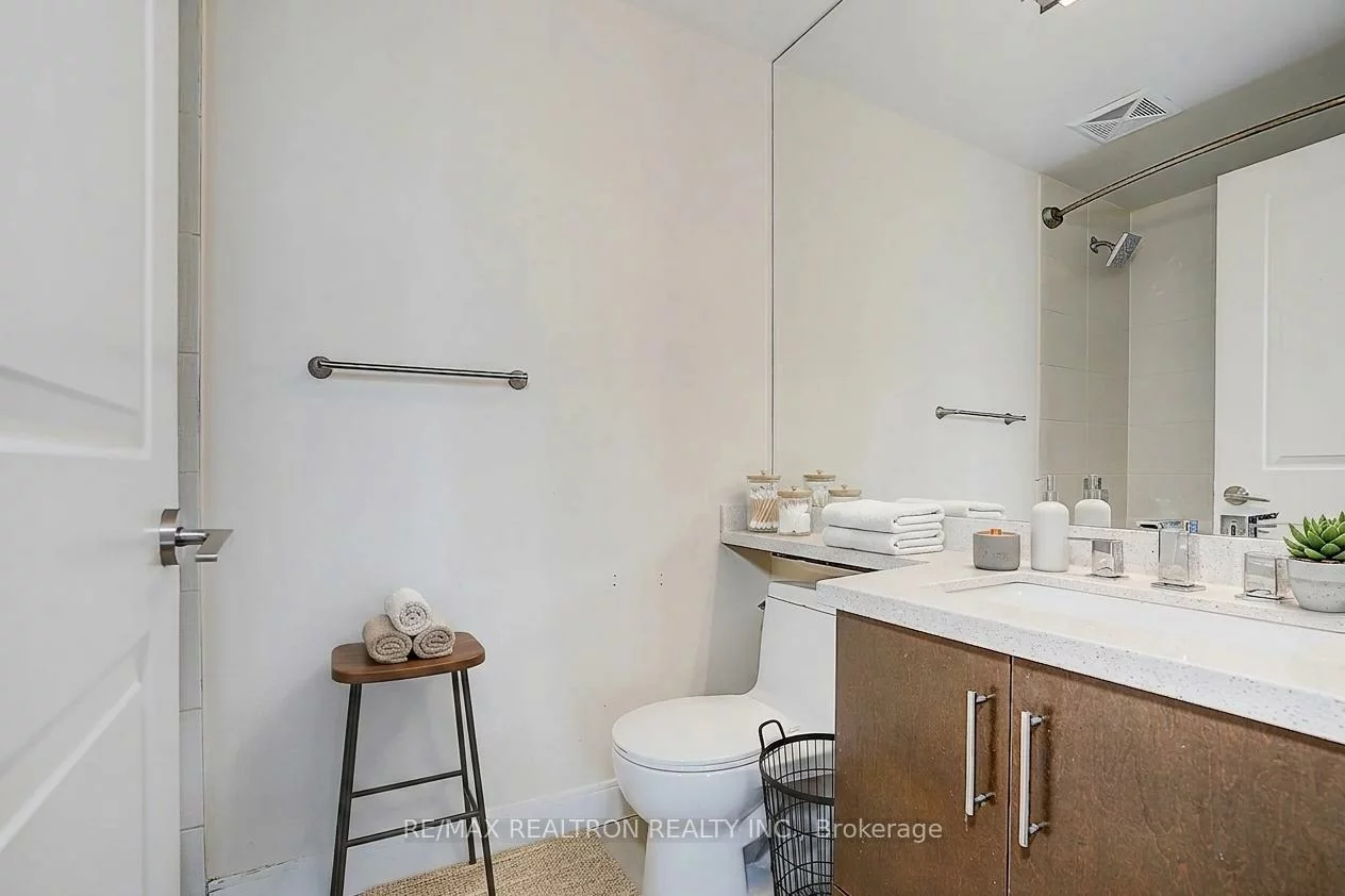 60, Absolute, City Centre, Mississauga