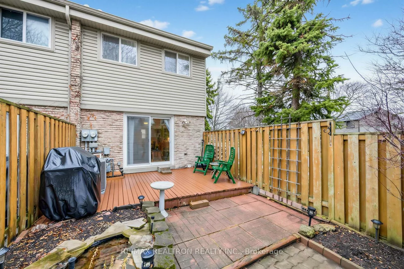 6699, Falconer, Streetsville, Mississauga