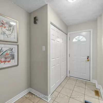 6699, Falconer, Streetsville, Mississauga