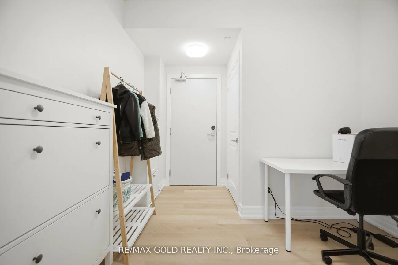 4011, Brickstone, City Centre, Mississauga