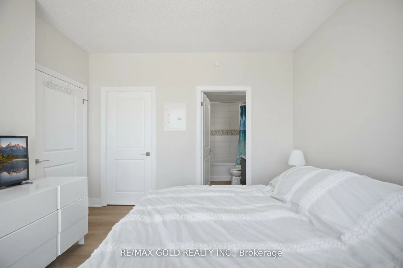 4011, Brickstone, City Centre, Mississauga