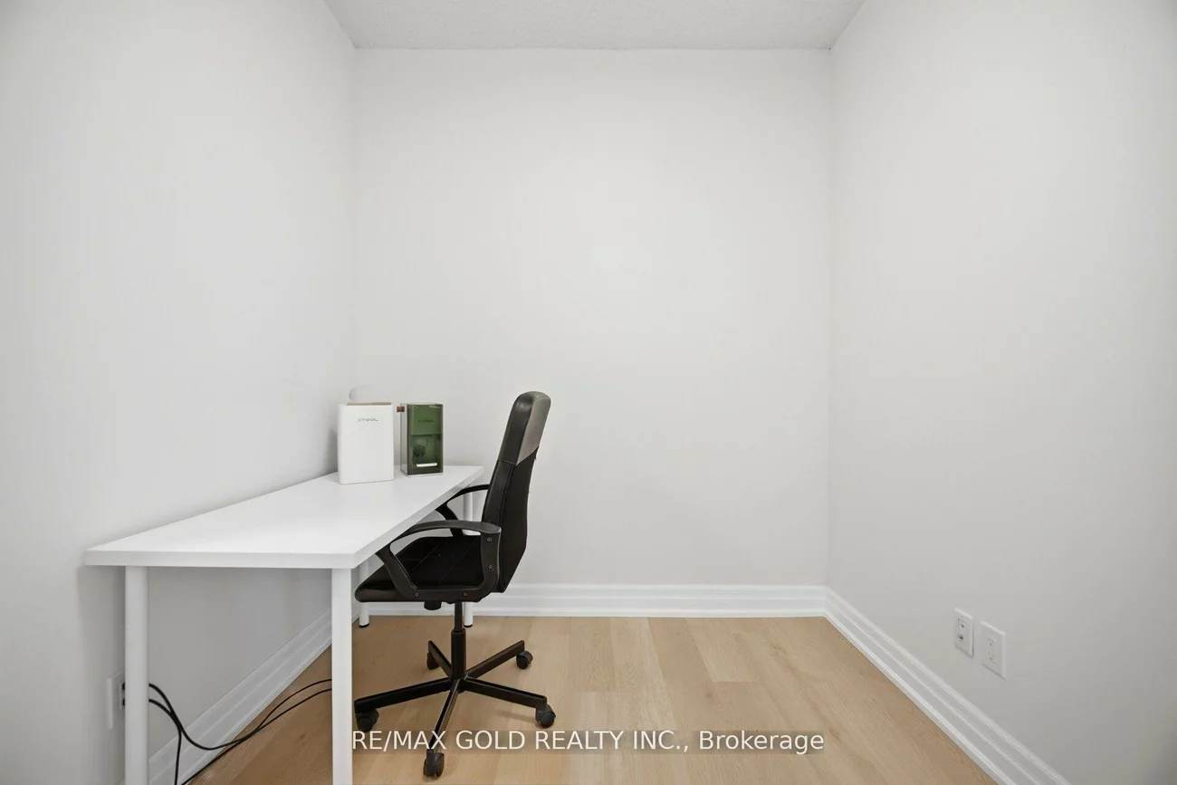 4011, Brickstone, City Centre, Mississauga