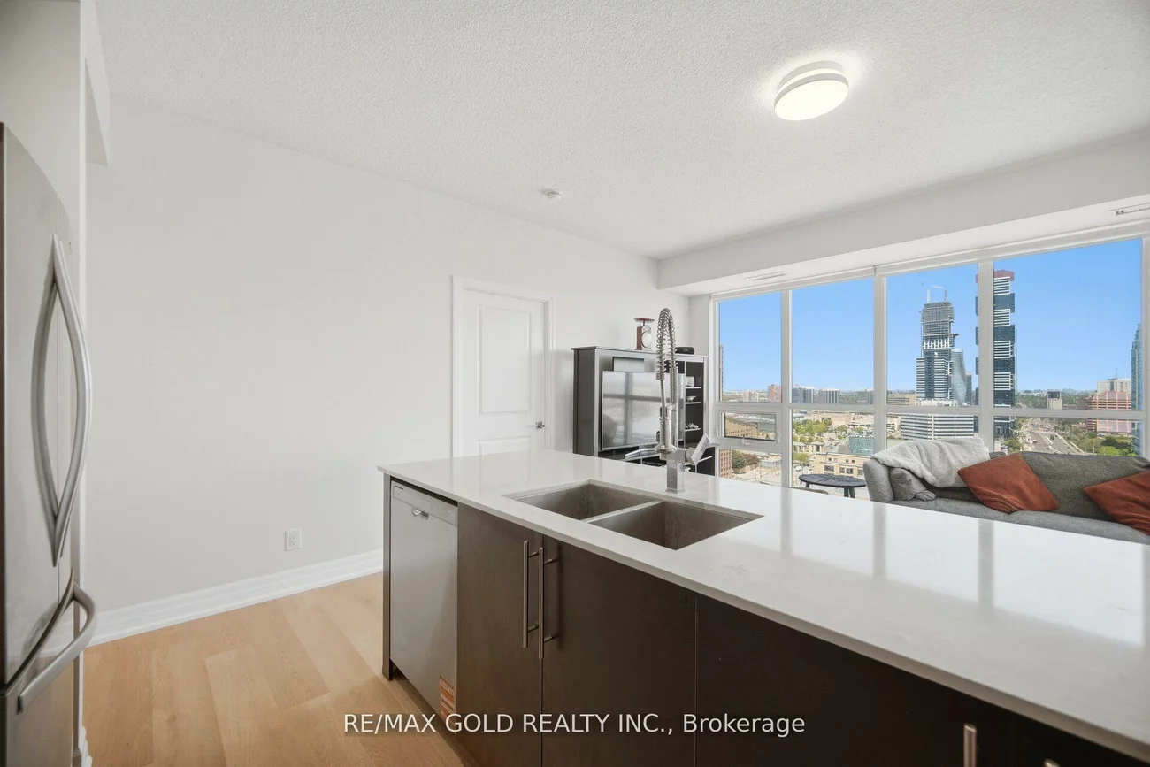 4011, Brickstone, City Centre, Mississauga