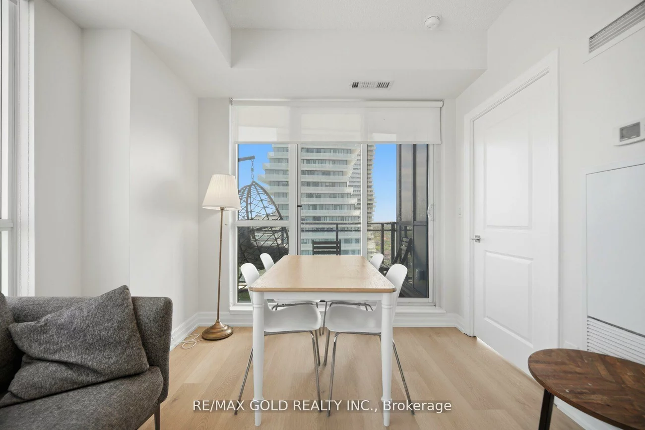 4011, Brickstone, City Centre, Mississauga