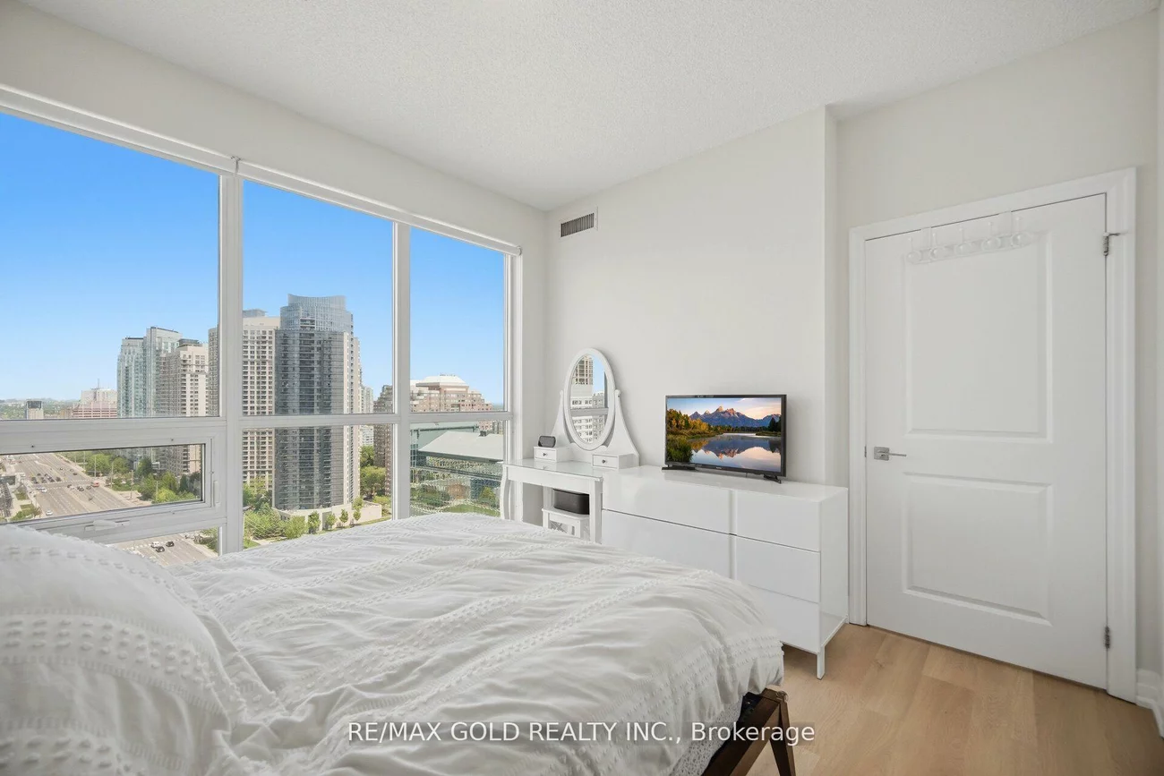 4011, Brickstone, City Centre, Mississauga