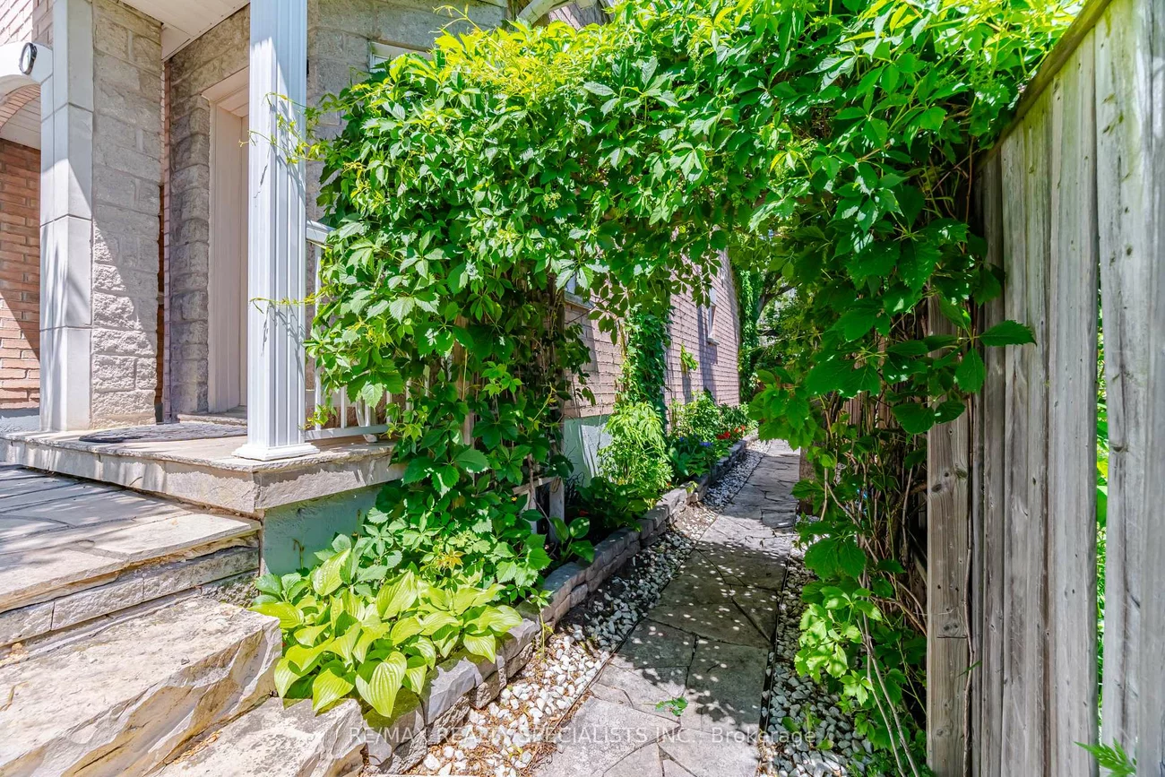 3071, Treadwells, Applewood, Mississauga