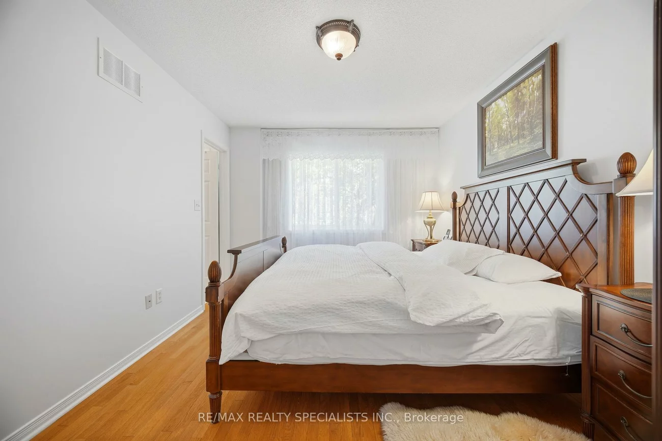 3071, Treadwells, Applewood, Mississauga