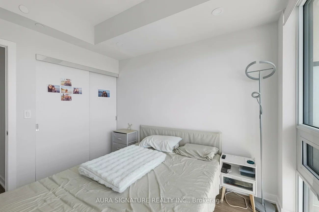 430, Square One, Creditview, Mississauga