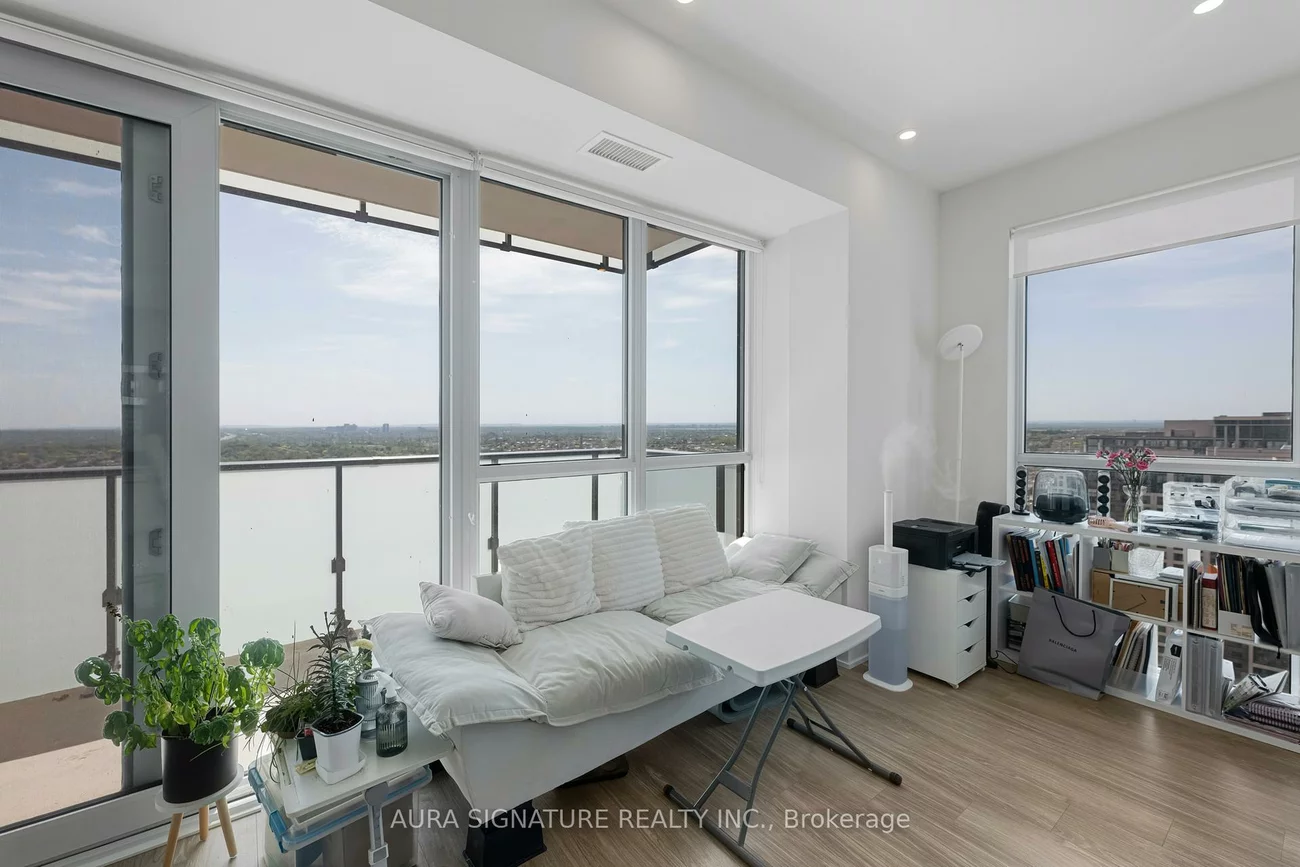 430, Square One, Creditview, Mississauga