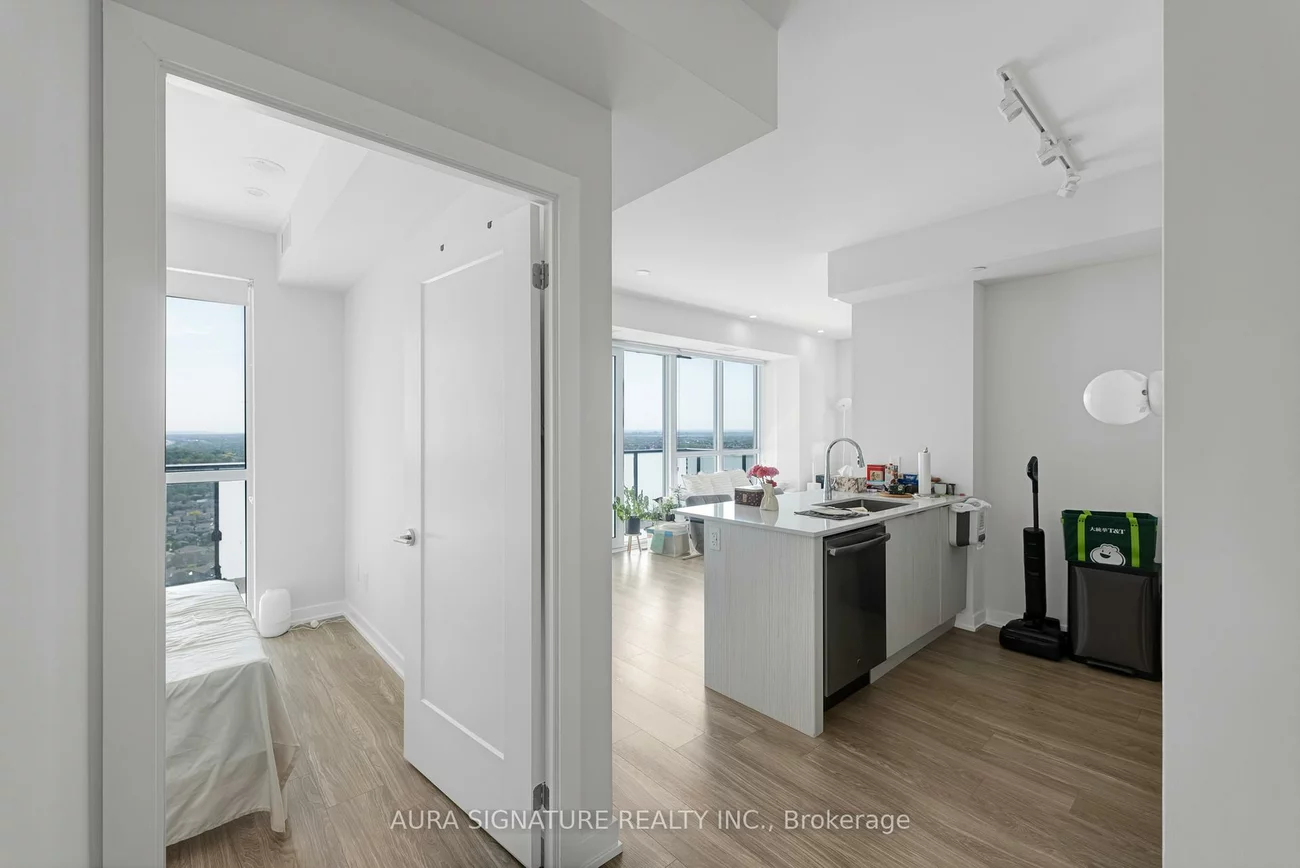 430, Square One, Creditview, Mississauga