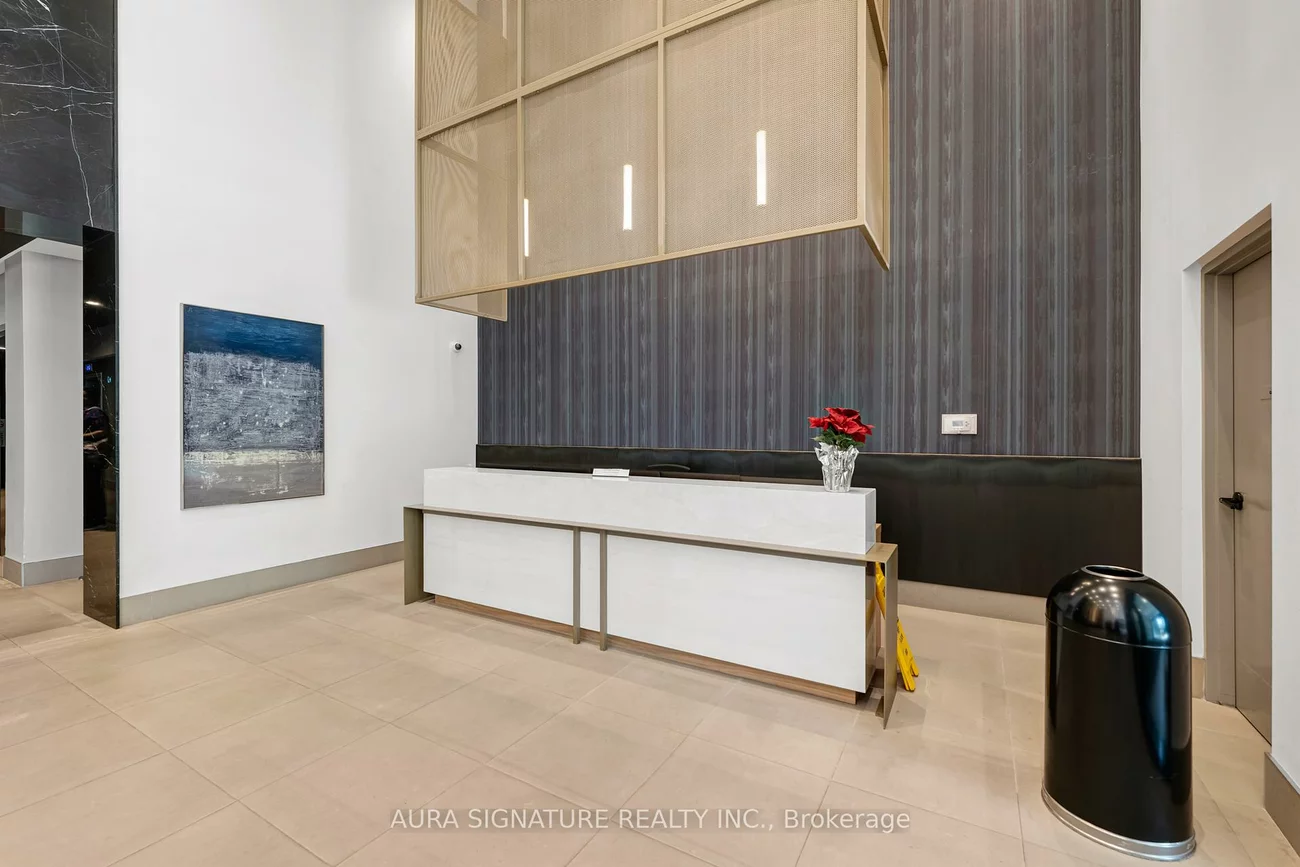 430, Square One, Creditview, Mississauga
