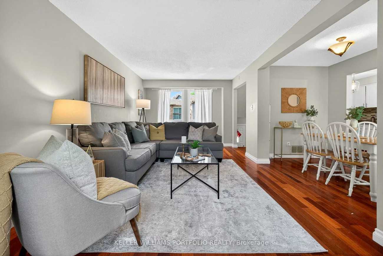 900, Dundas, Erindale, Mississauga