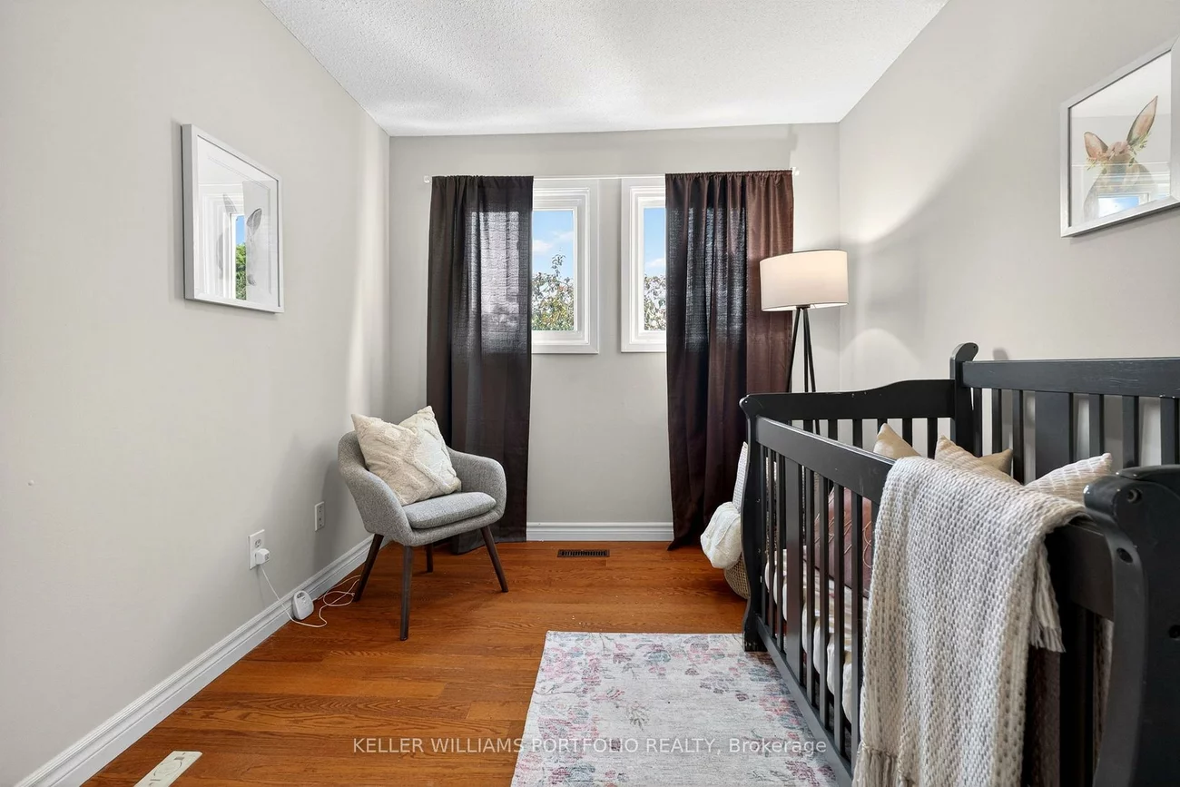 900, Dundas, Erindale, Mississauga