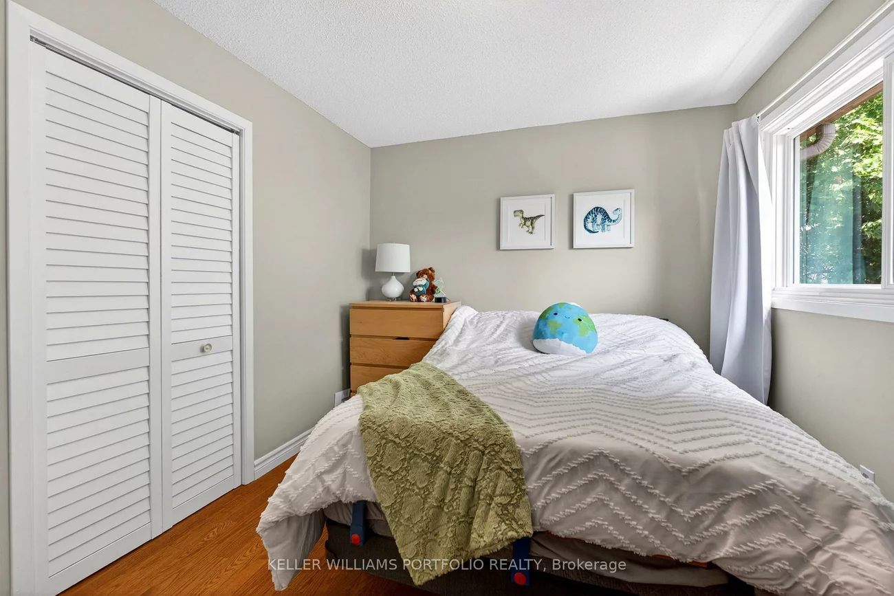900, Dundas, Erindale, Mississauga