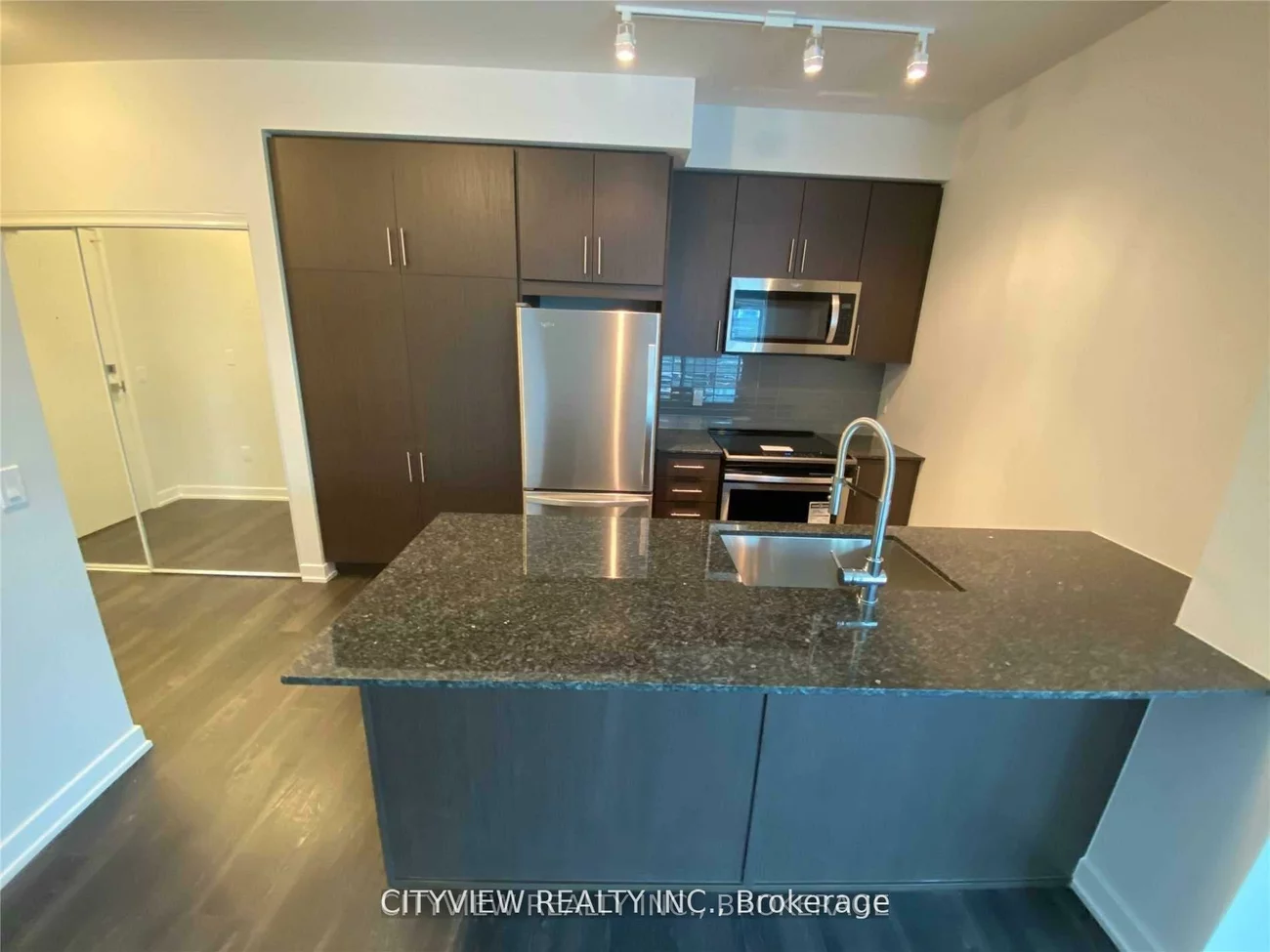 4055, Parkside Village, City Centre, Mississauga