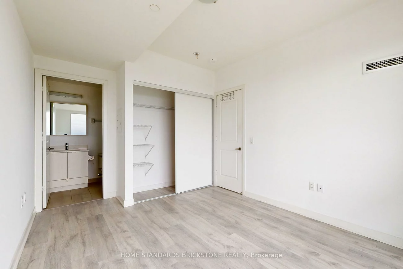 4675, Metcalfe, Central Erin Mills, Mississauga