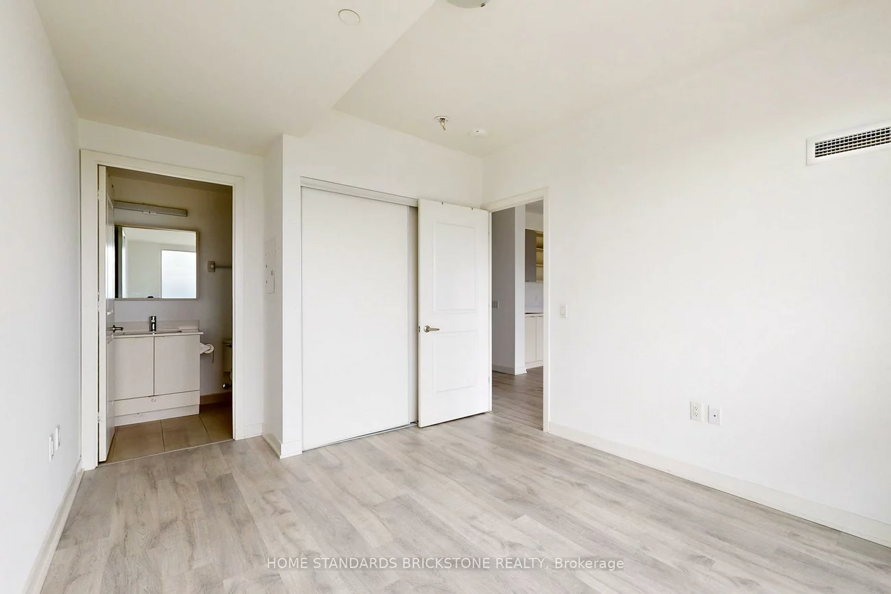 4675, Metcalfe, Central Erin Mills, Mississauga