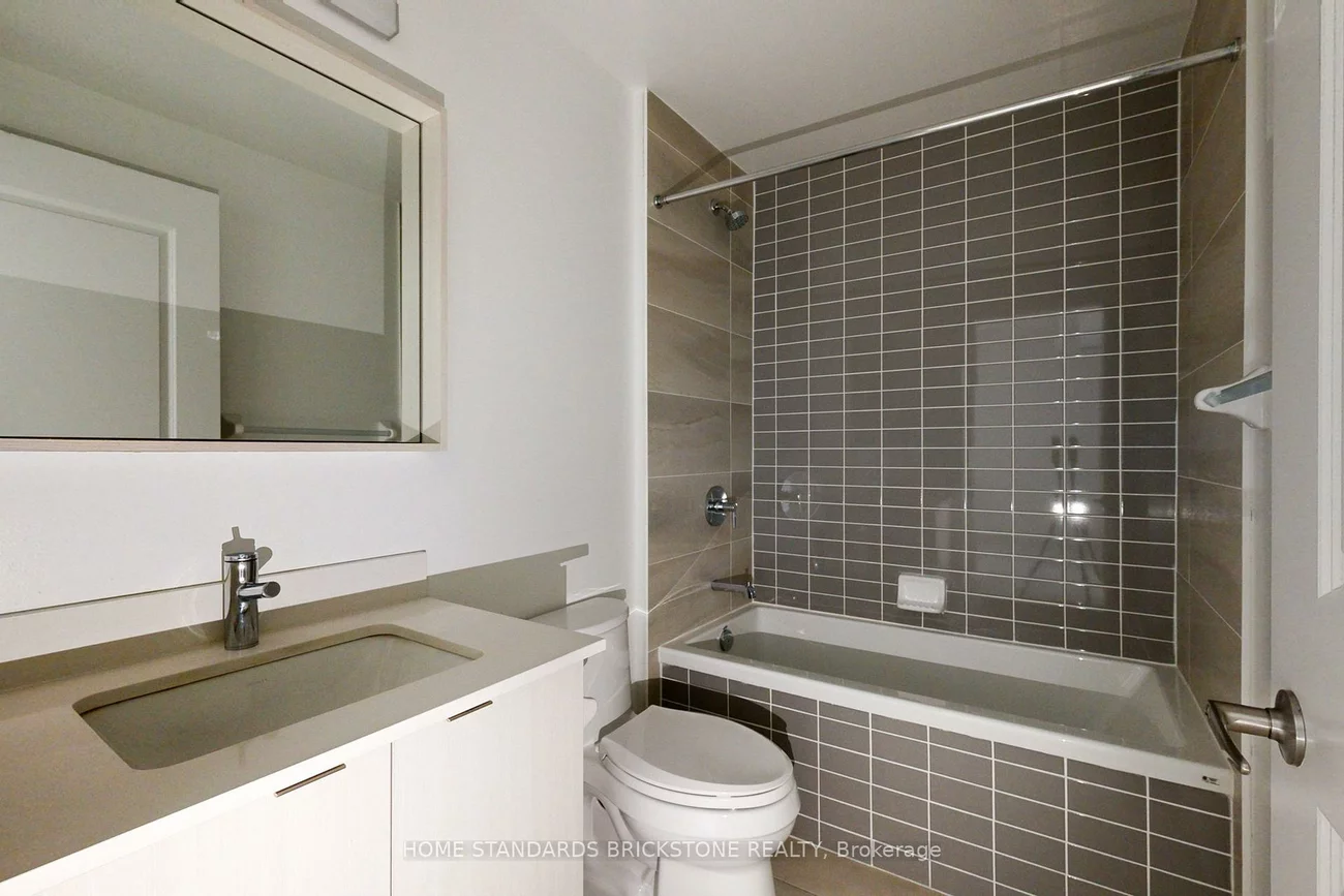 4675, Metcalfe, Central Erin Mills, Mississauga