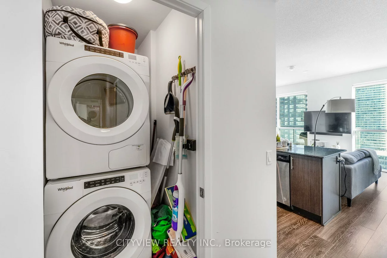4055, Parkside Village, Creditview, Mississauga
