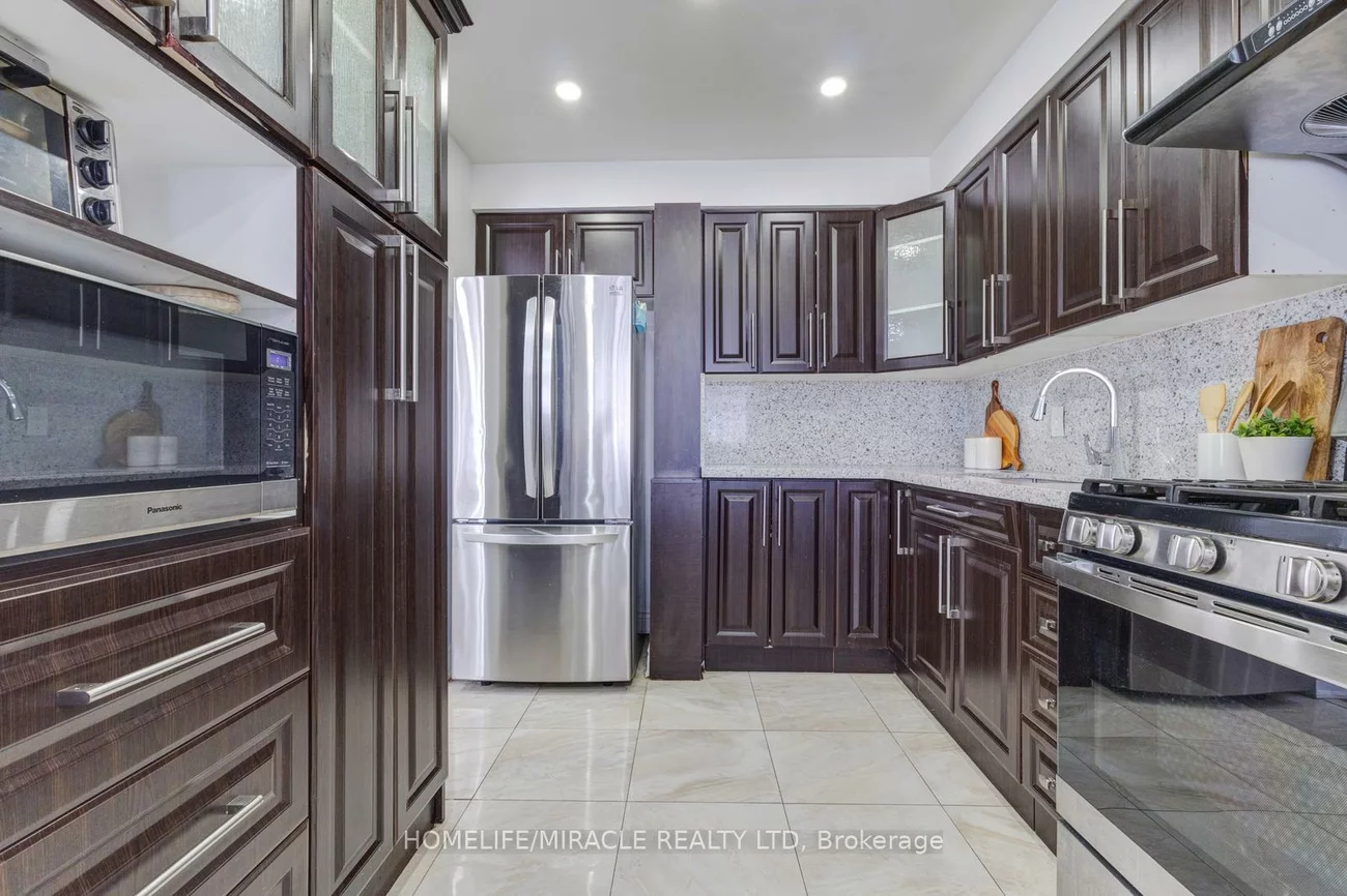 7450, Darcel, Malton, Mississauga