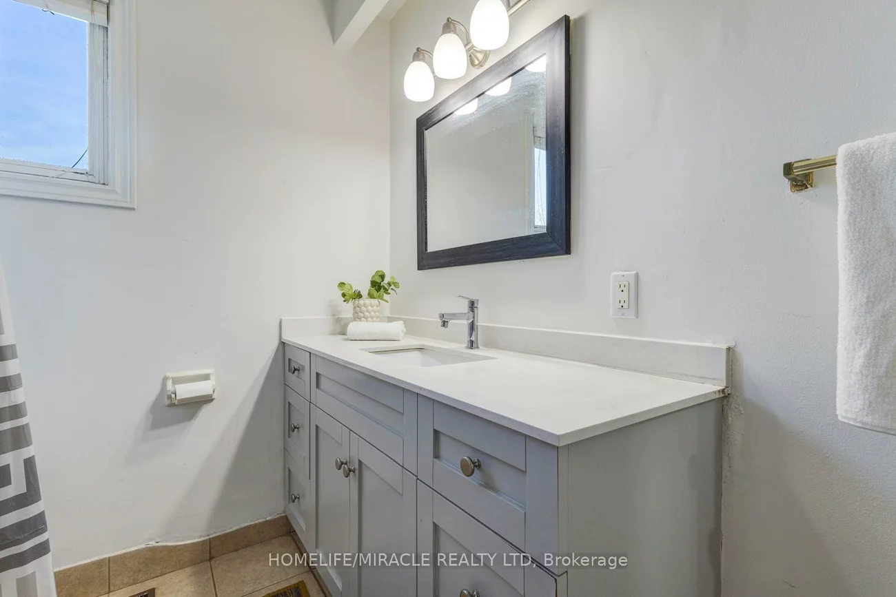 7450, Darcel, Malton, Mississauga