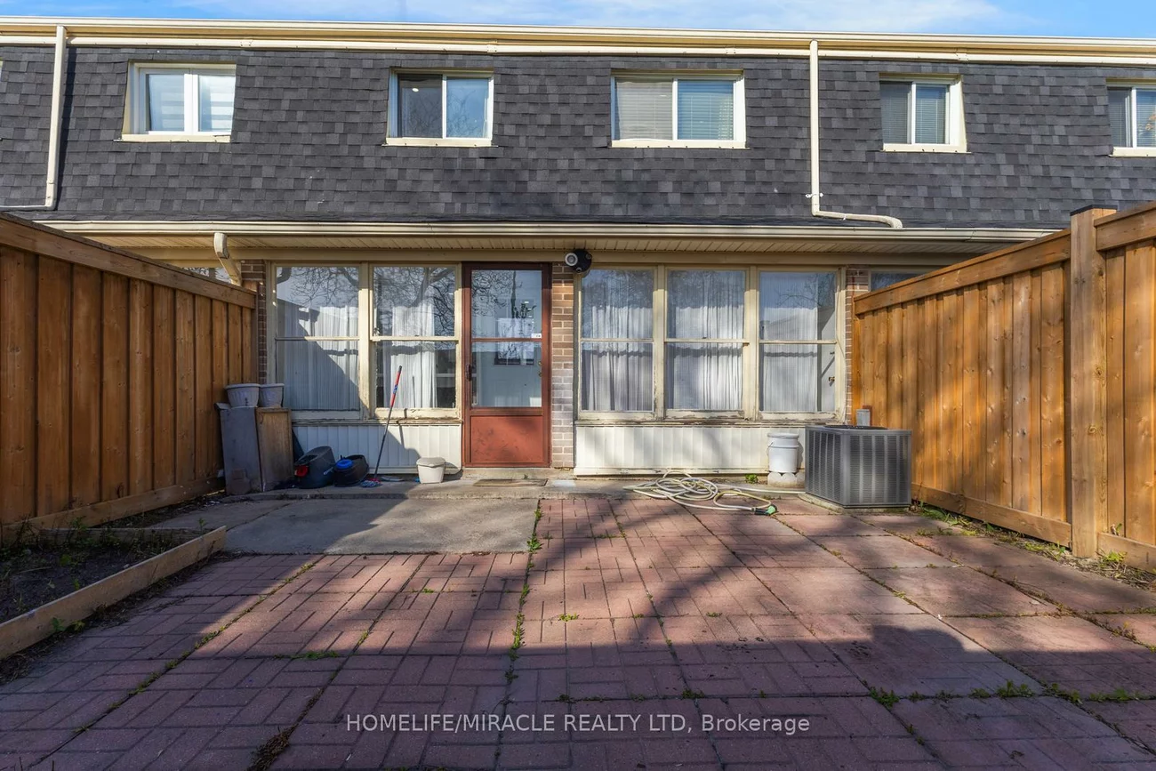 7450, Darcel, Malton, Mississauga