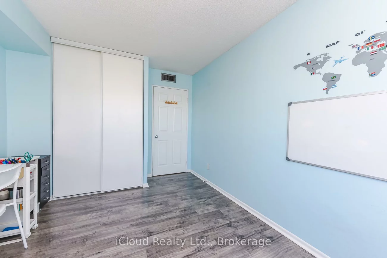 4460, Tucana, Hurontario, Mississauga