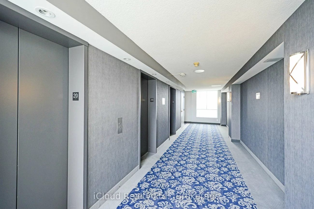 4460, Tucana, Hurontario, Mississauga