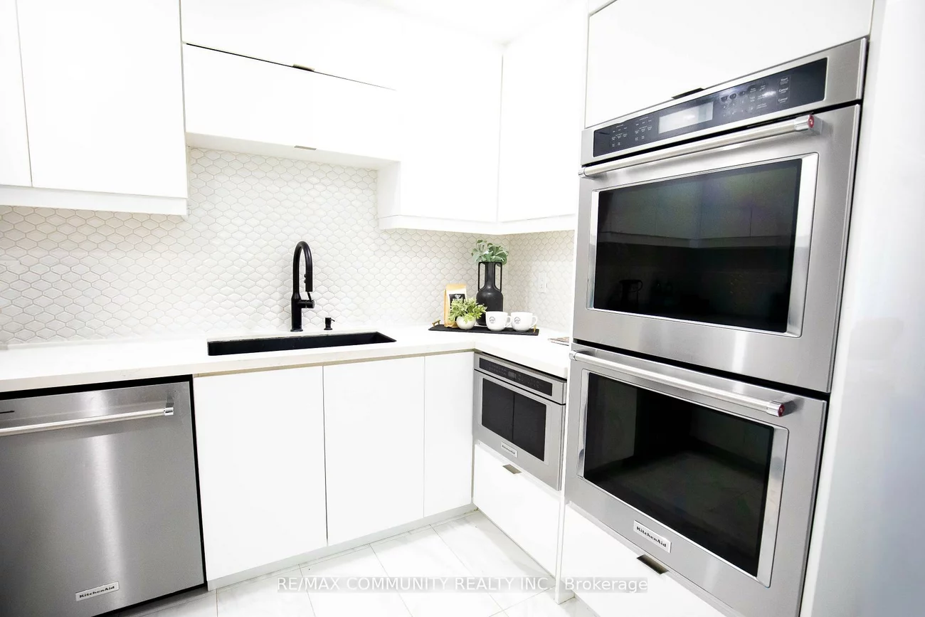 6540, Falconer, Streetsville, Mississauga