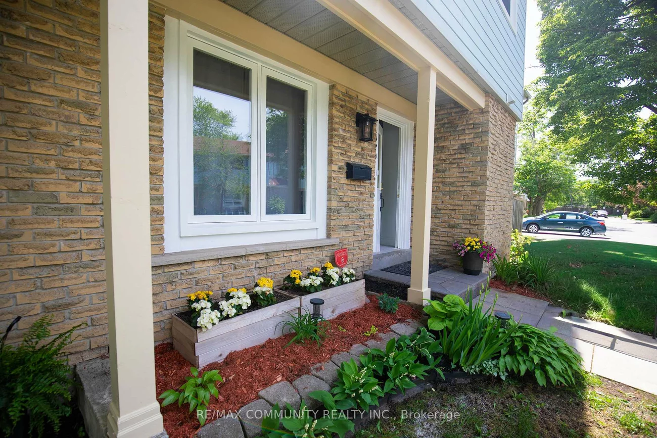 6540, Falconer, Streetsville, Mississauga