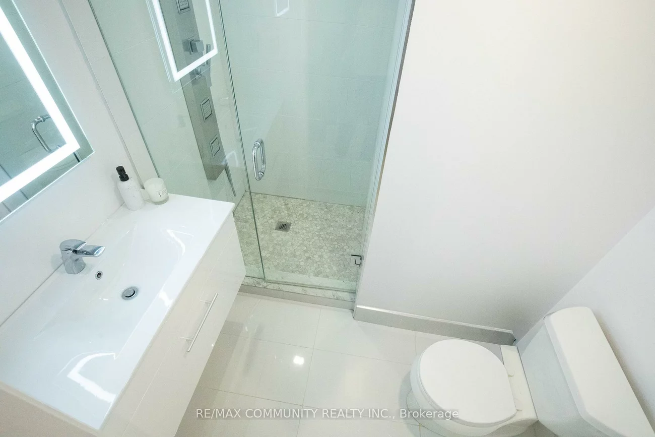 6540, Falconer, Streetsville, Mississauga