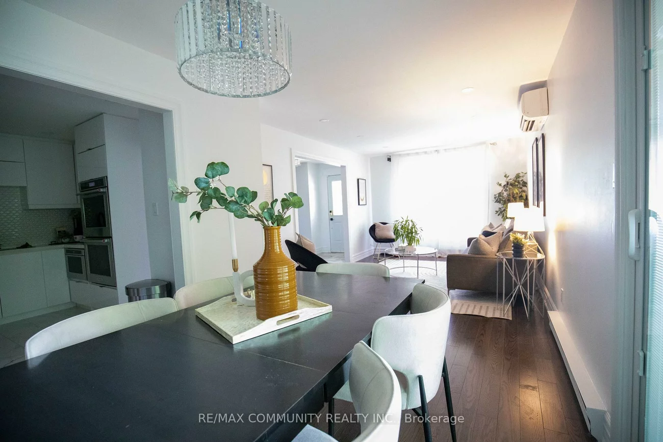 6540, Falconer, Streetsville, Mississauga