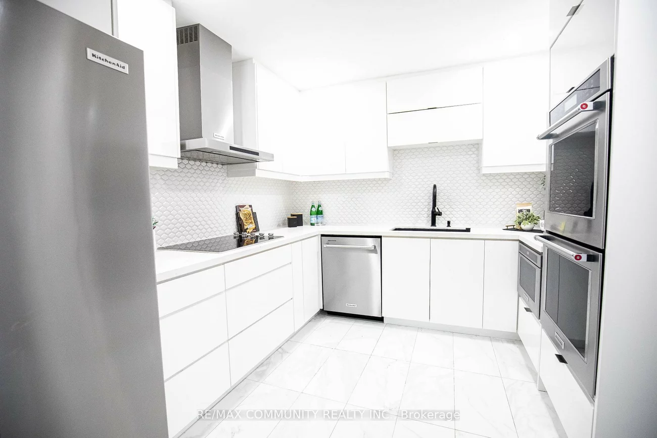 6540, Falconer, Streetsville, Mississauga