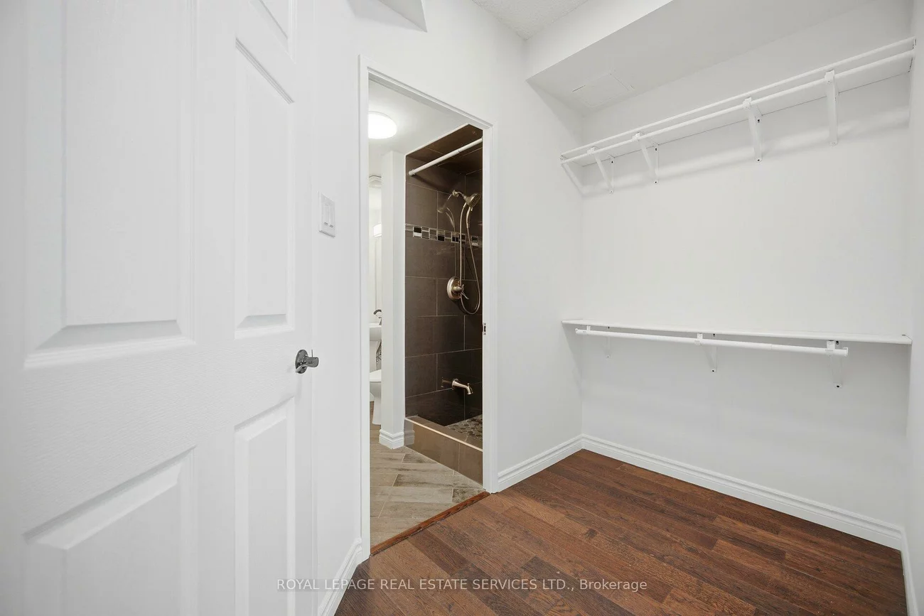 250, Webb, City Centre, Mississauga