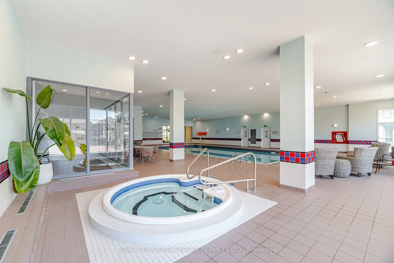 250, Webb, City Centre, Mississauga