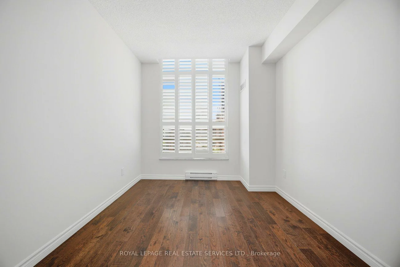 250, Webb, City Centre, Mississauga