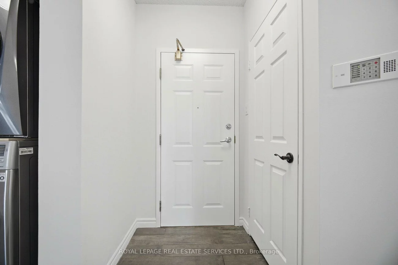 250, Webb, City Centre, Mississauga