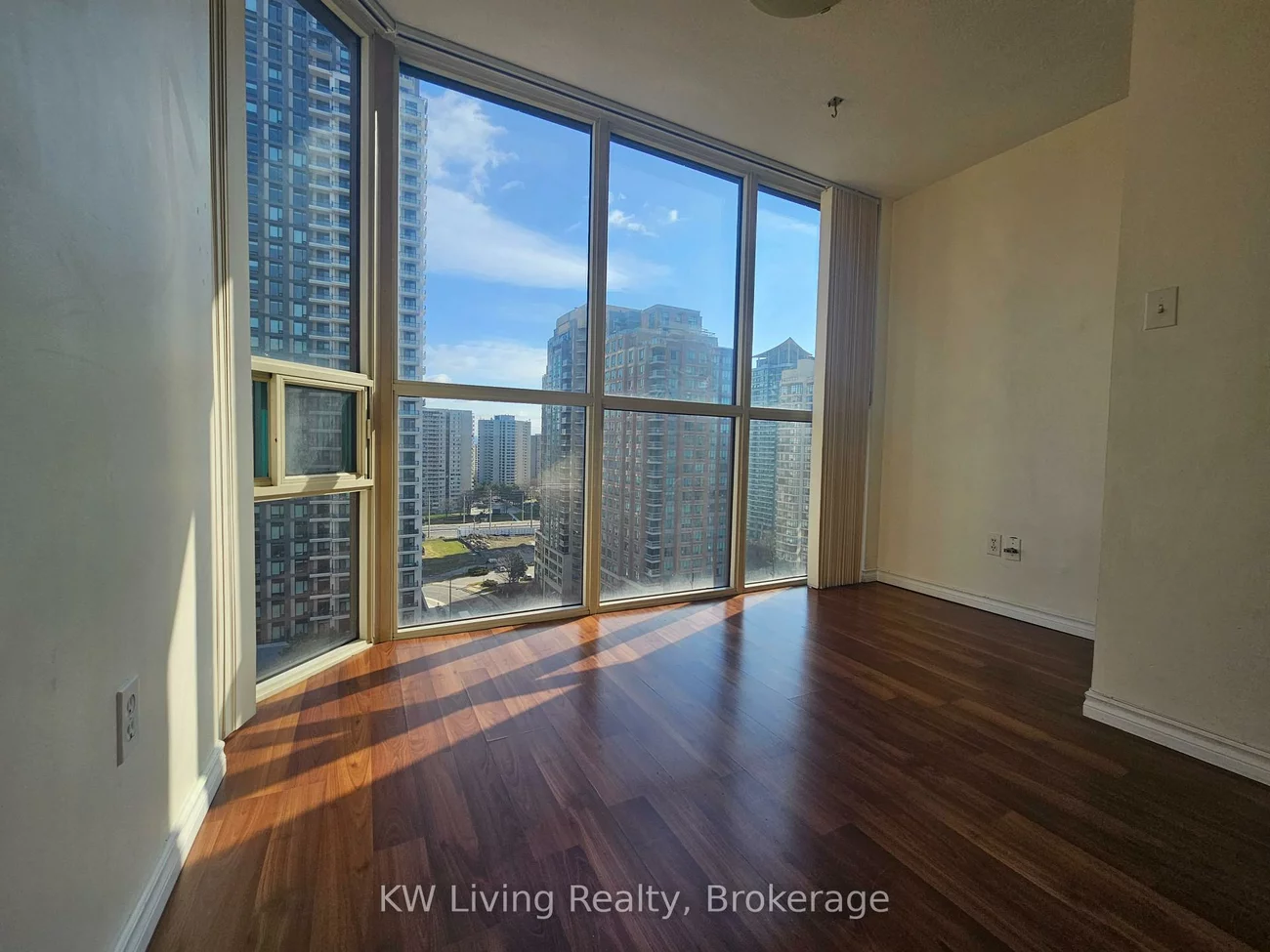 285, Enfield, City Centre, Mississauga