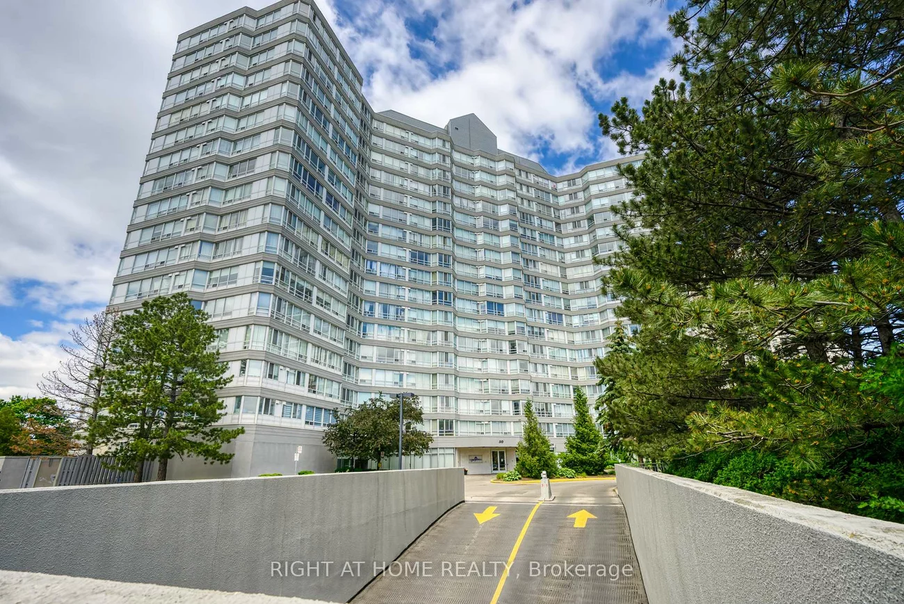 50, Kingsbridge Garden, Hurontario, Mississauga