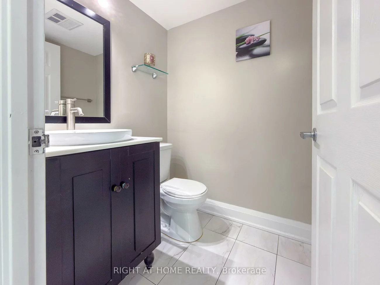 50, Kingsbridge Garden, Hurontario, Mississauga