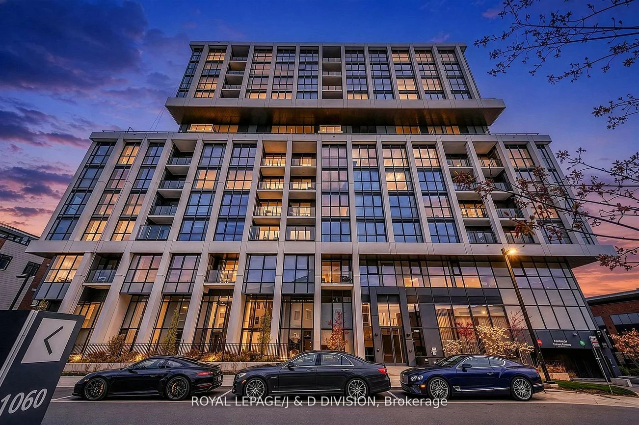 1063, Douglas McCurdy, Lakeview, Mississauga