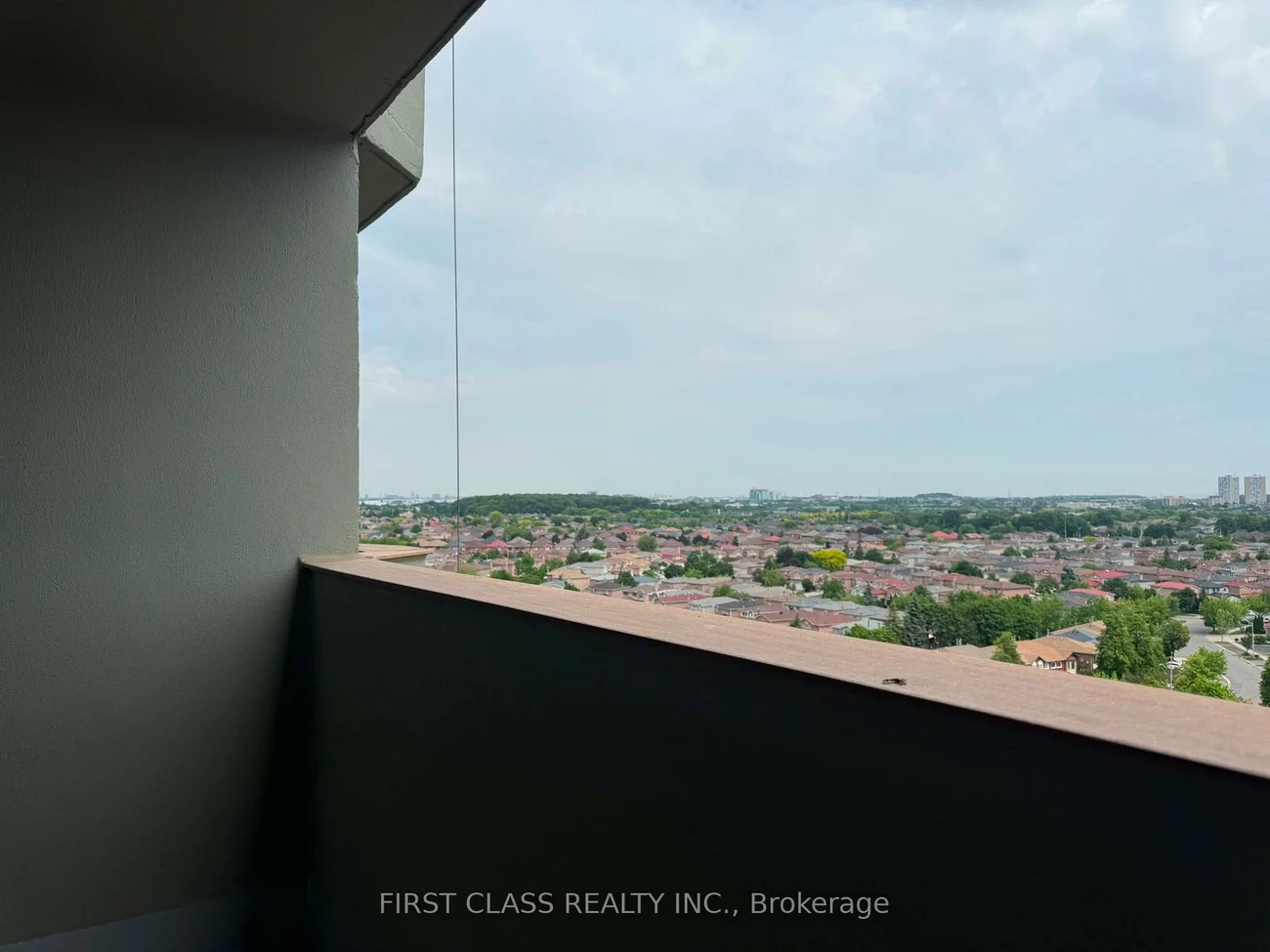 700, Constellation, Hurontario, Mississauga