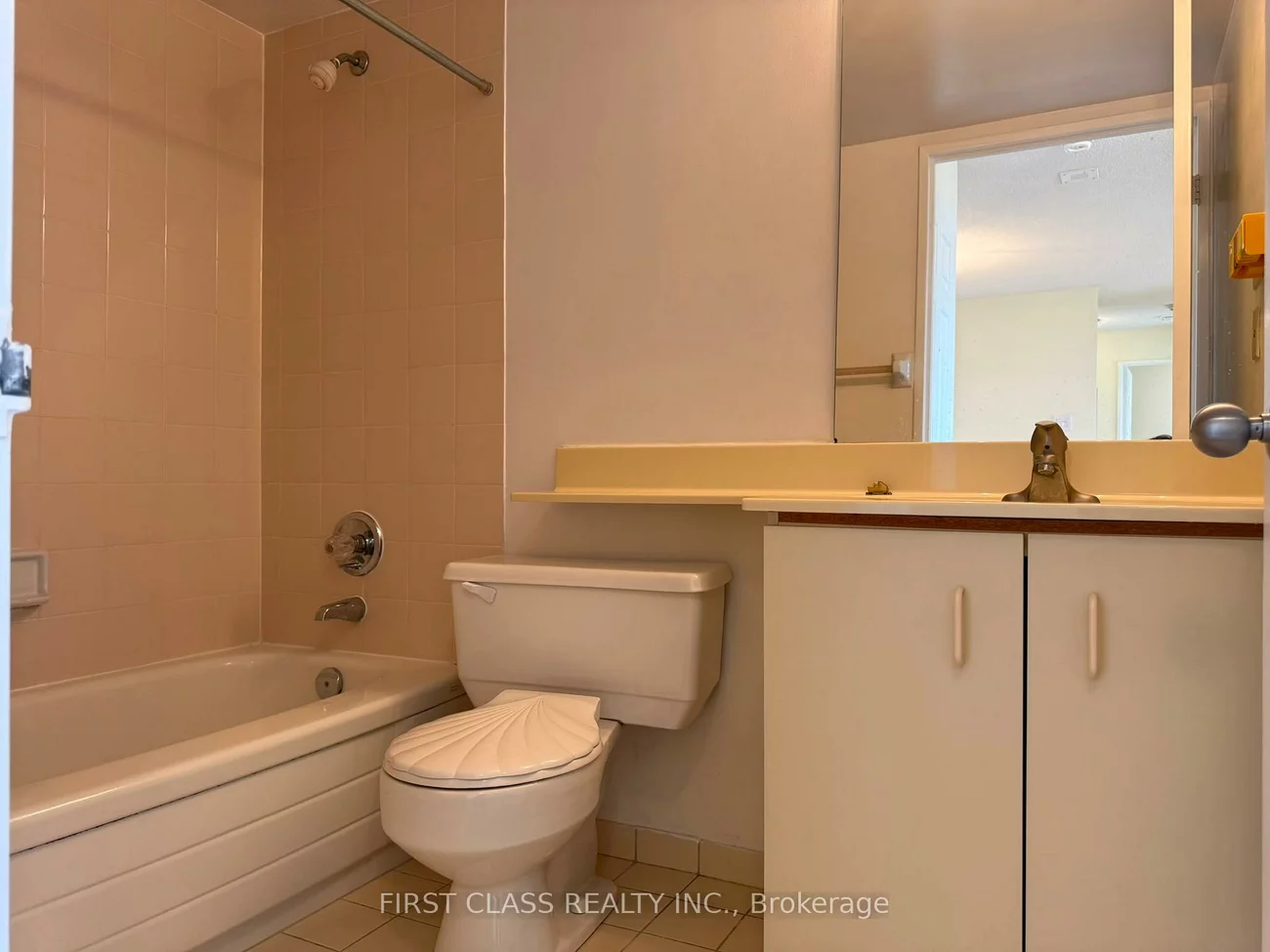 700, Constellation, Hurontario, Mississauga