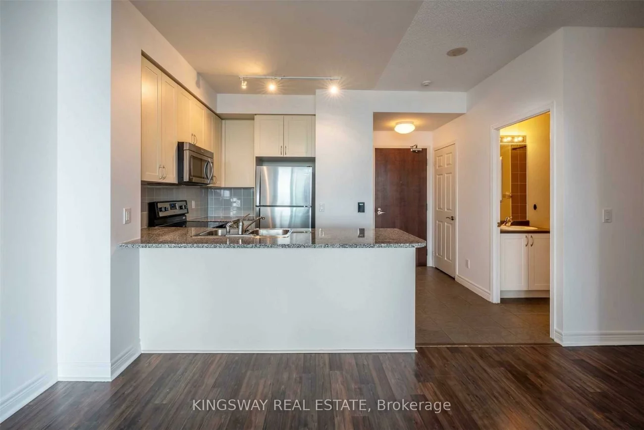 339, Rathburn, City Centre, Mississauga