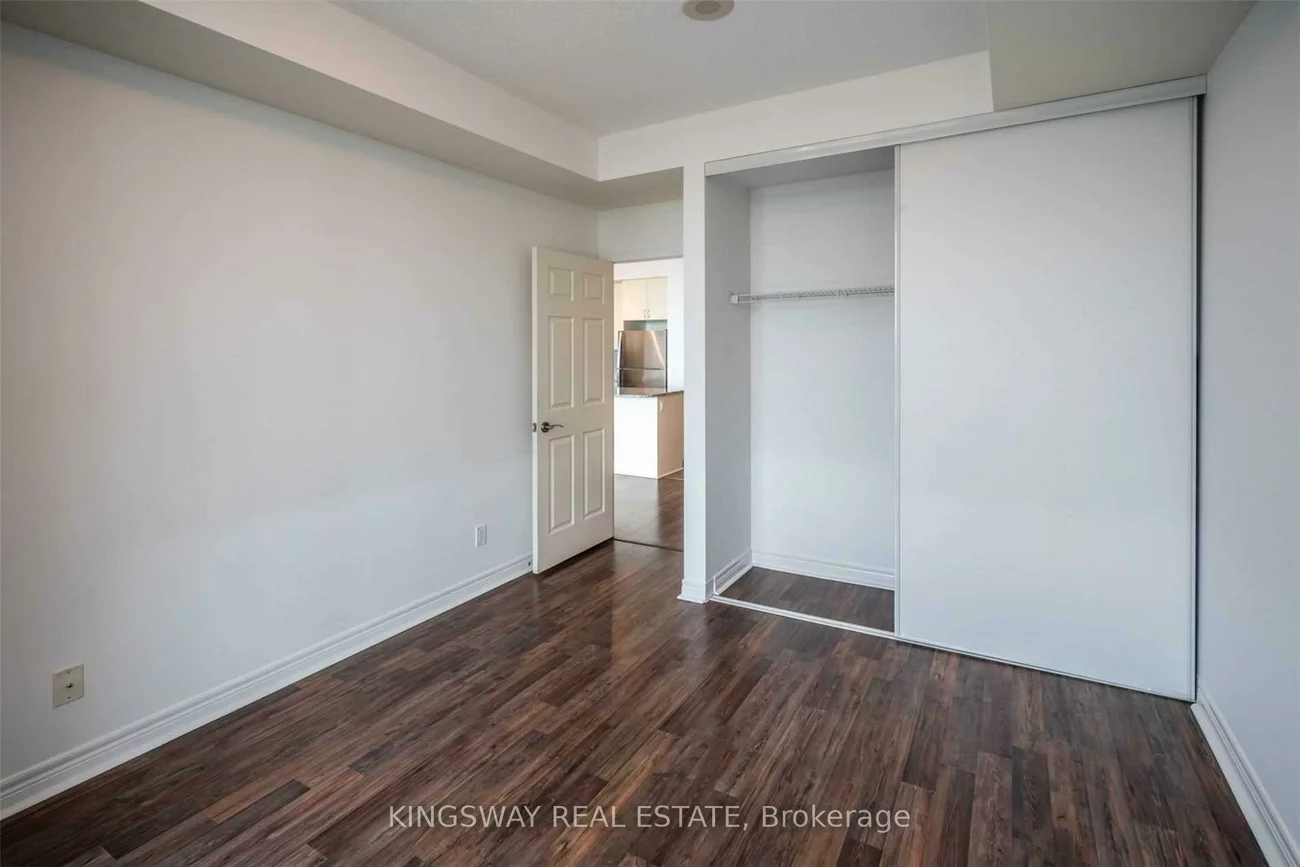 339, Rathburn, City Centre, Mississauga