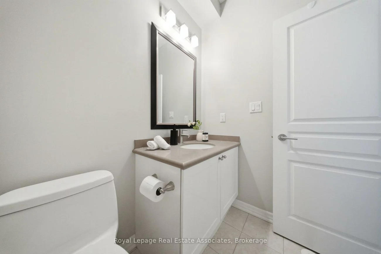 32, St Lawrence, Port Credit, Mississauga
