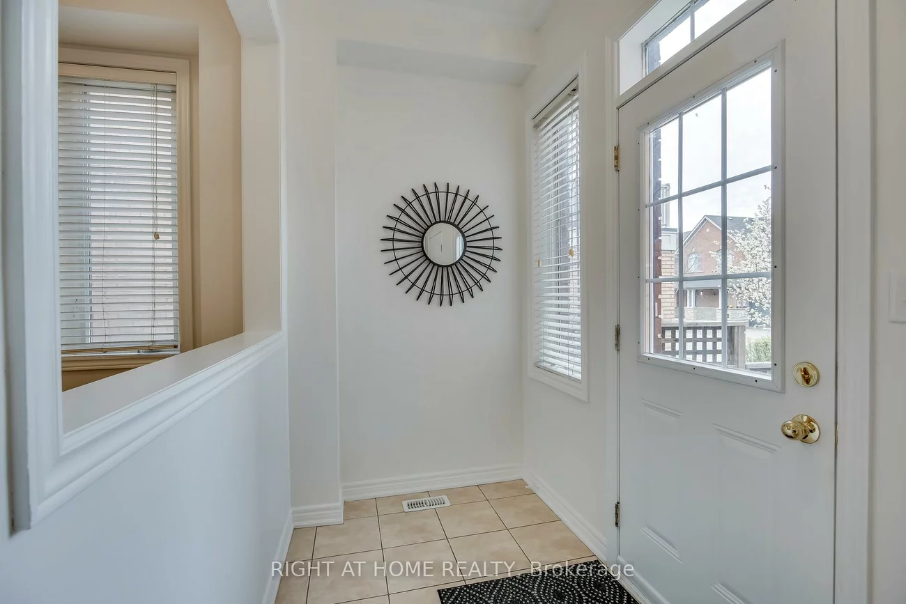 1015, Galesway, East Credit, Mississauga