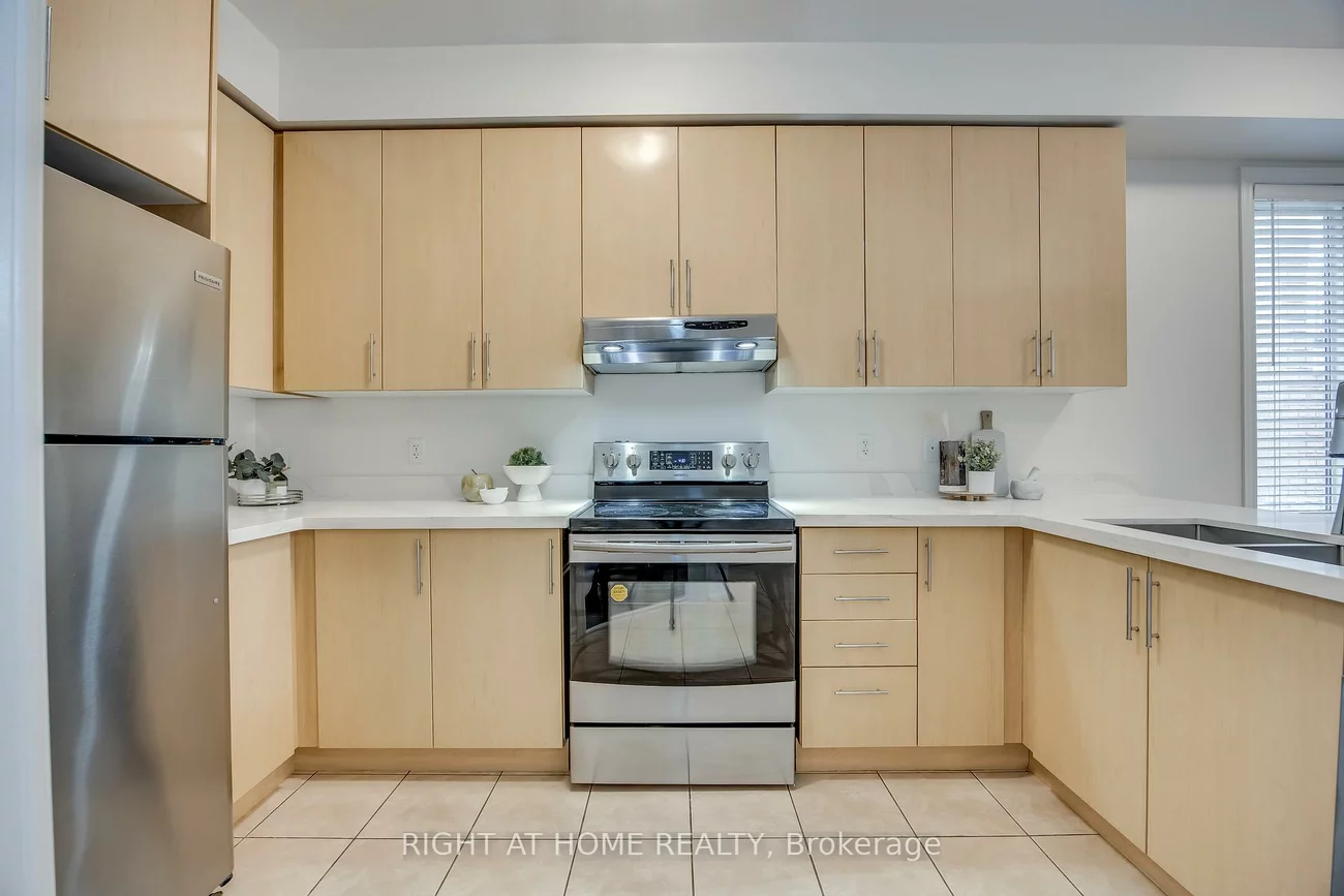 1015, Galesway, East Credit, Mississauga
