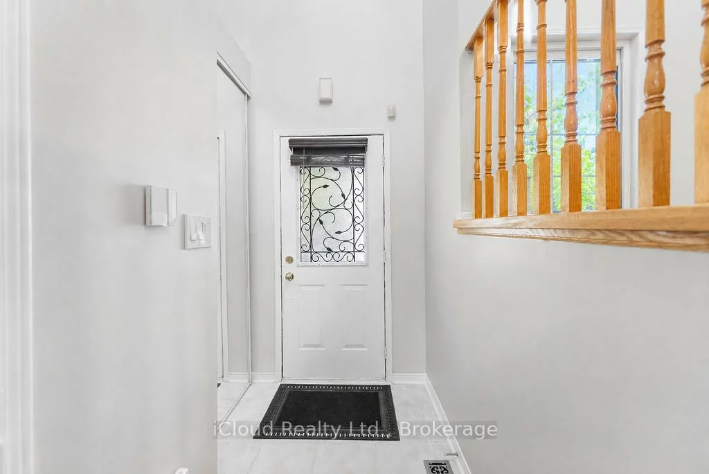 1480, Britannia, East Credit, Mississauga