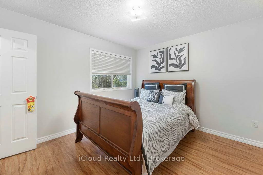 1480, Britannia, East Credit, Mississauga